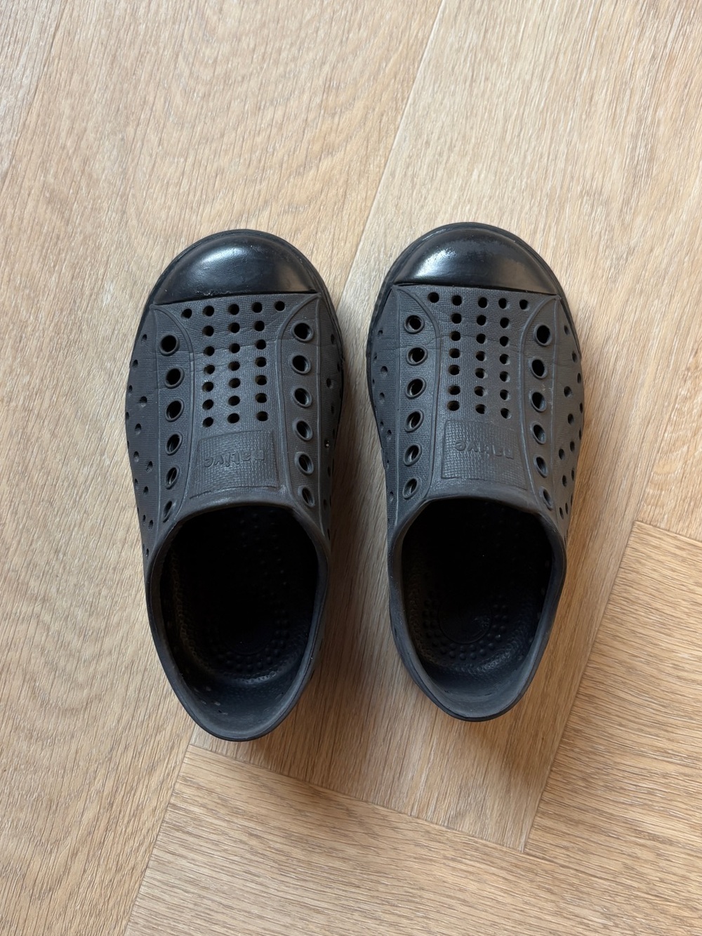 Native “Jefferson” toddler summer shoe